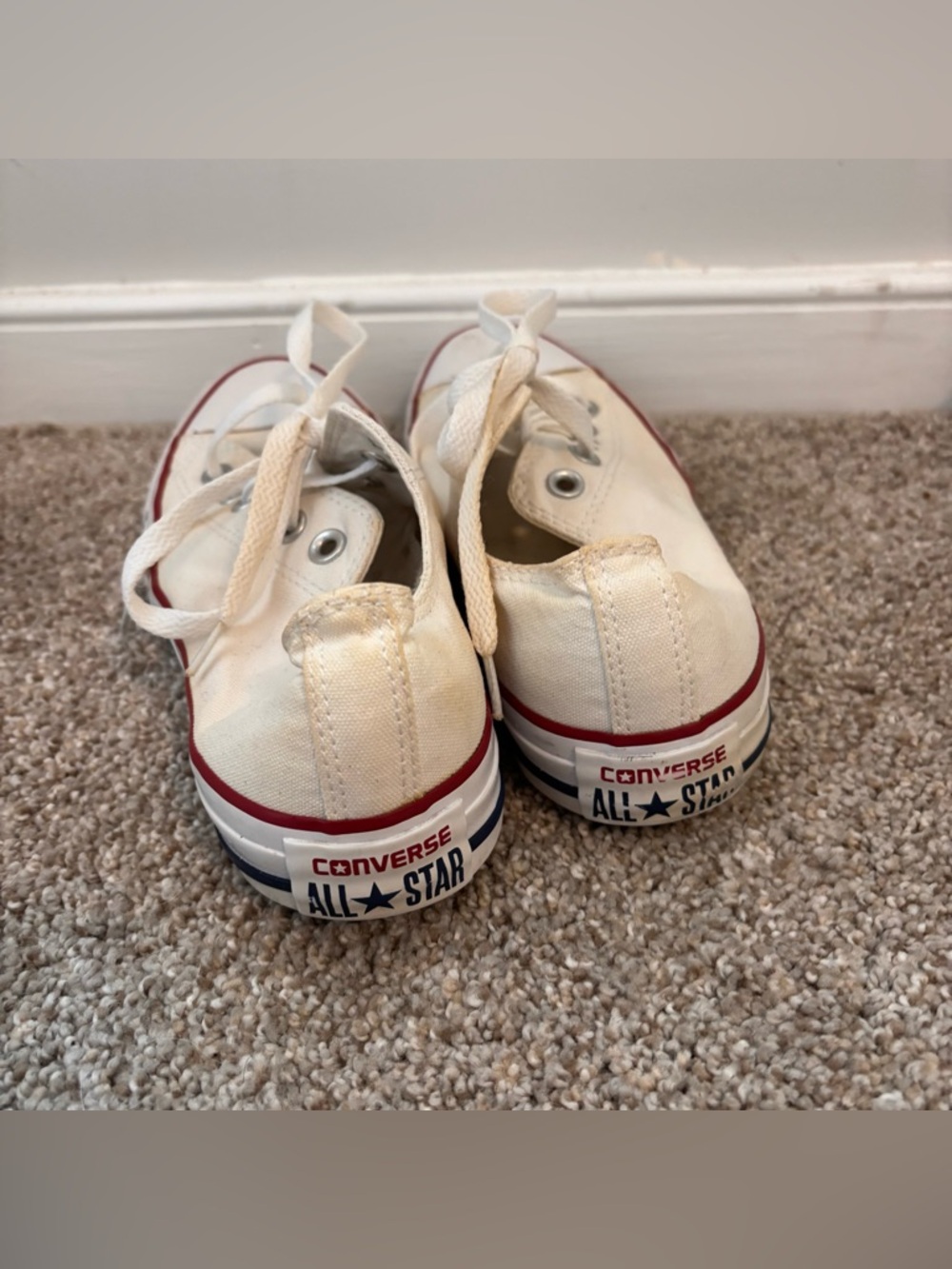 Converse Chuck Taylor Low Top White Canvas Sneakers Womens 7 - Picture 4 of 7